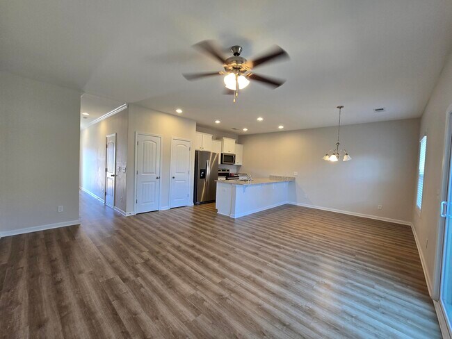 Foto del edificio - 1785 Snead Dr