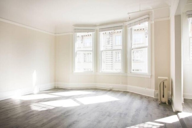 Building Photo - bedroom in San Francisco CA 94102