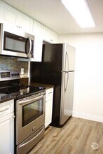 Building Photo - 123 San Paulo Cir