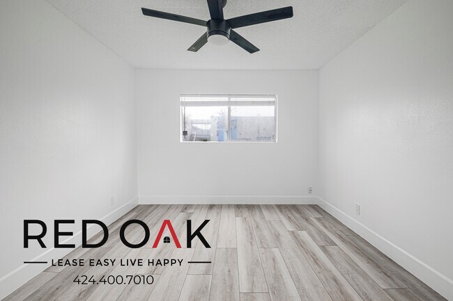 Building Photo - 630 N Cerritos Ave