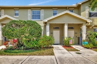 Building Photo - 2061 SE Glen Ridge Dr
