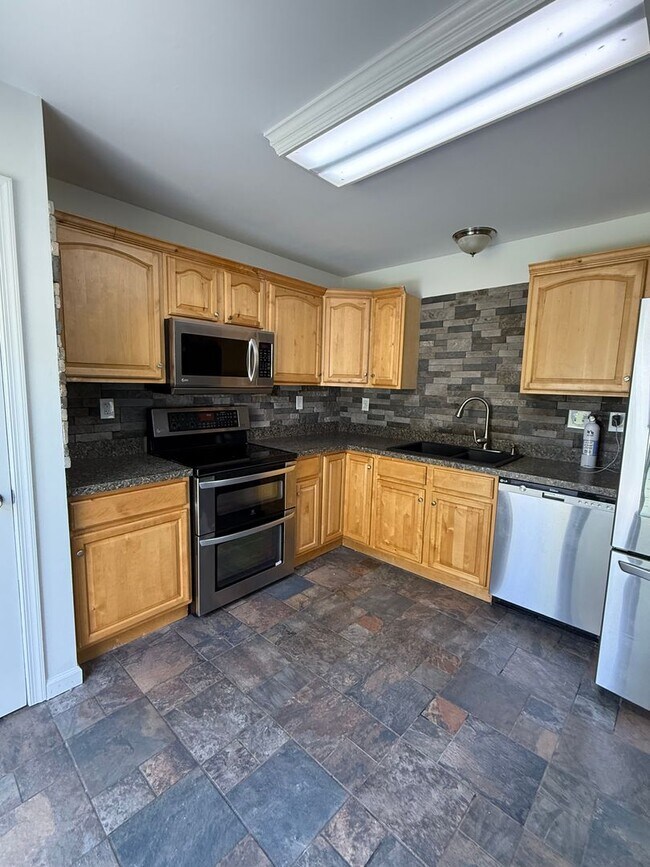 Foto del edificio - CHIMNEY HILL