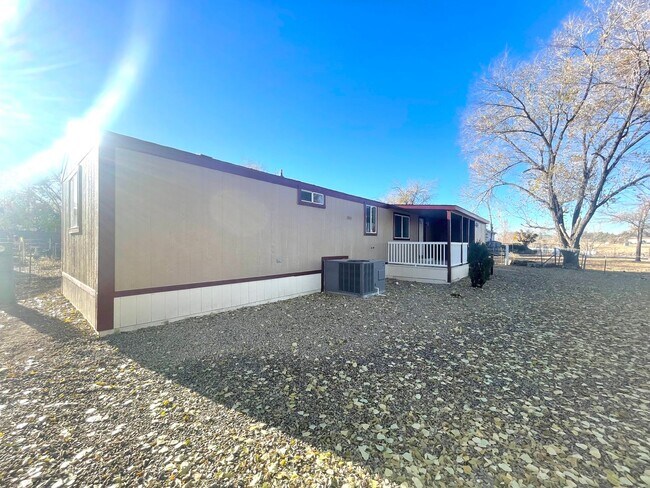Foto del edificio - 3 bedroom in Chino!