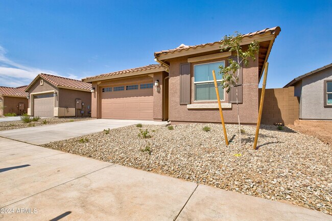 Building Photo - 17050 W Artemisa Ave