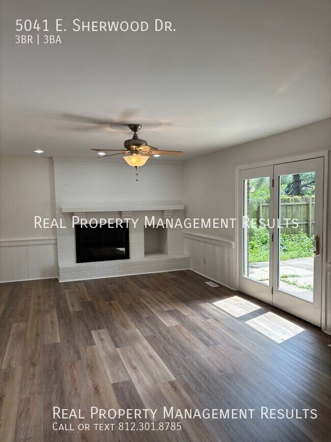 Foto del edificio - 5041 E Sherwood Dr