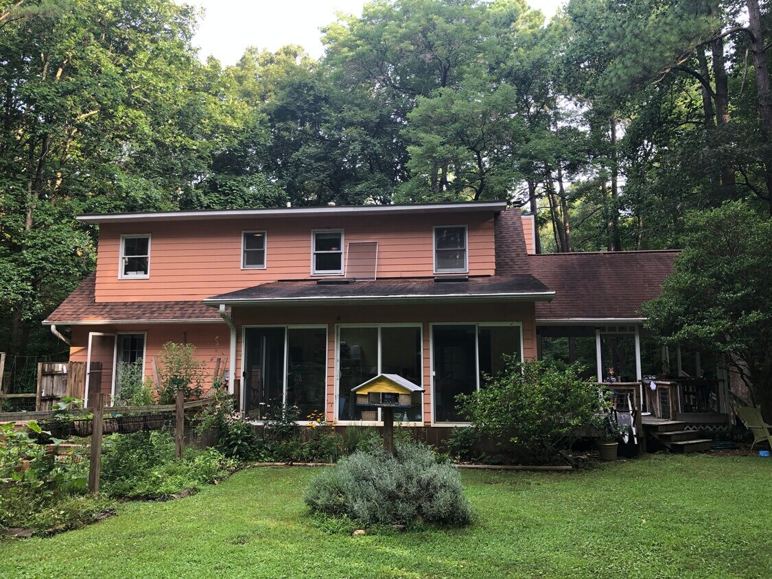 Building Photo - 2508 Ridgewood Rd