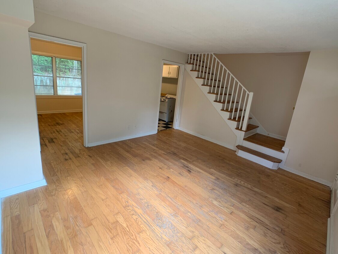 Foto principal - 1660 Valley Ave