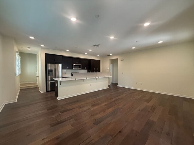 Building Photo - Beautiful North San Jose 4 Bedroom in Desirable Orchard Park Community!