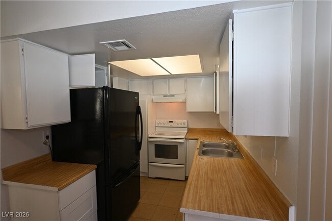 Foto del edificio - 2301 Stewart Ave