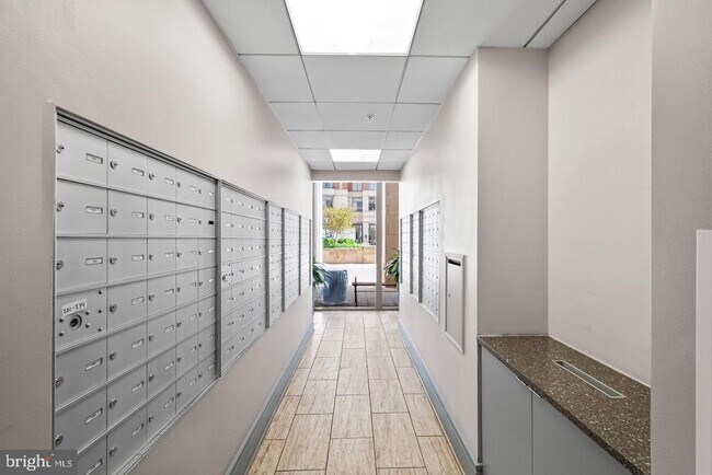 Foto del edificio - 3600 S Glebe Rd
