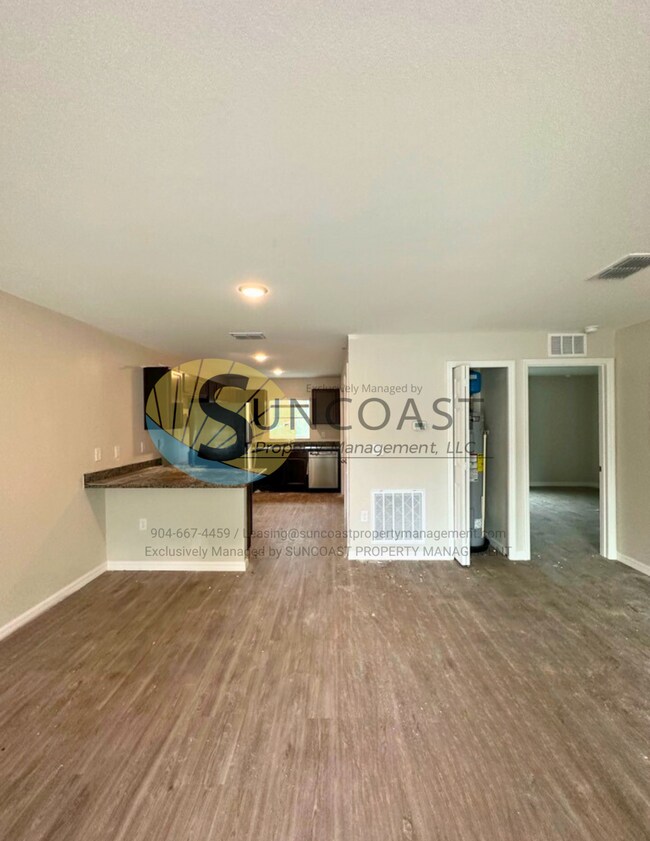 Building Photo - AVAILABLE NOW! Stunning 2/2 Unit for Rent ...