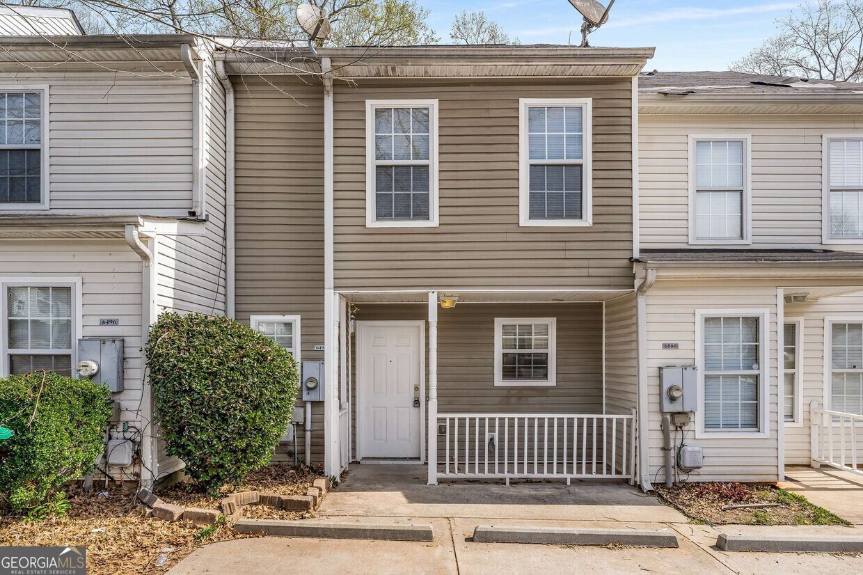 6498 Wellington Chase Ct, Lithonia, GA 30058 Townhome Rentals in