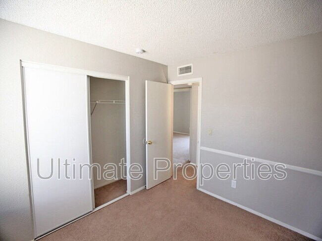 Building Photo - 7509 W San Juan Ave