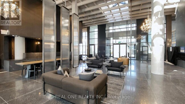 Photo du bâtiment - 8 Interchange Wy