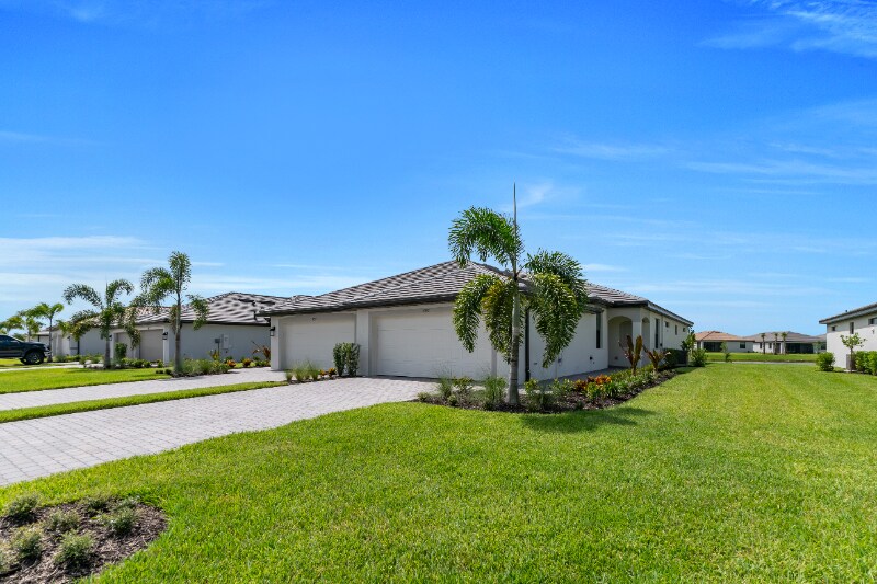 Foto principal - 19553 Hinkley Dr