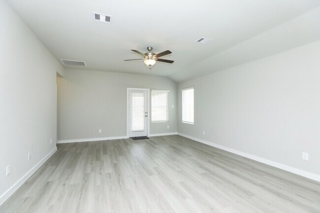 Foto del edificio - 14110 Greystone Ter St