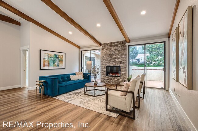 Building Photo - 4 br, 3 bath House - 707 Count Pourtales Dr.