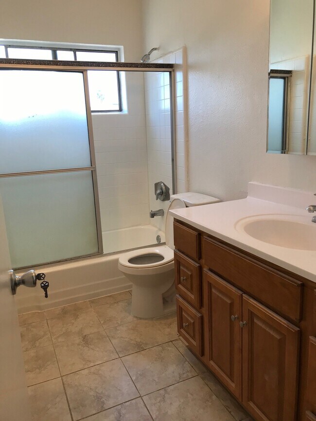 Foto del edificio - 14141 Erwin St