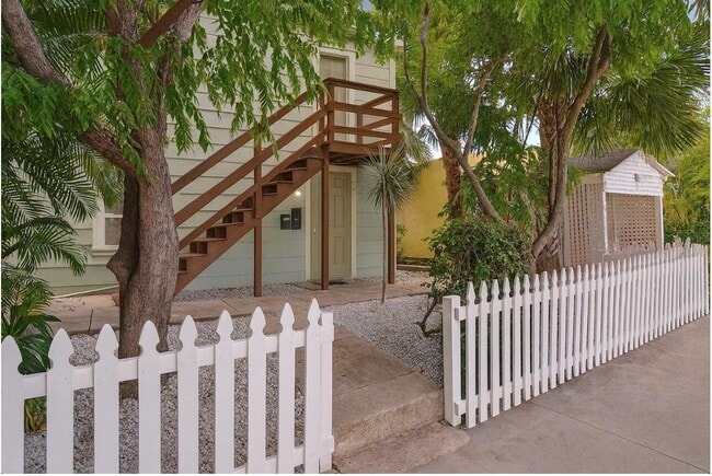 Building Photo - 1814 Florida Ave