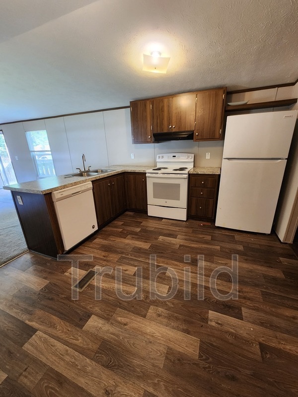 Building Photo - 1979 Cardell Rd