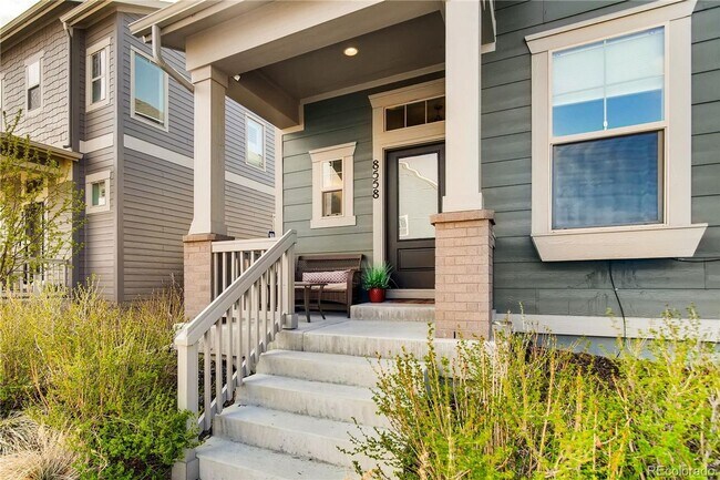 Foto del edificio - Single family home in Central Park.