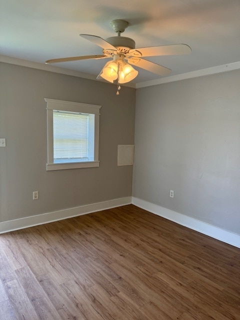 Photo - One bedroom duplex off 40th Ave with vinyl... House