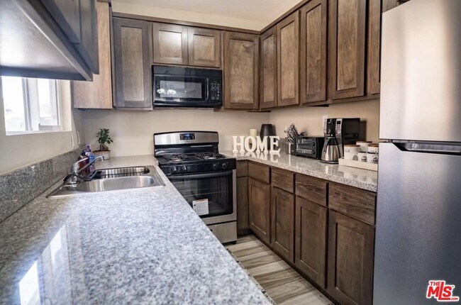 Foto del edificio - 1134 E 35th St