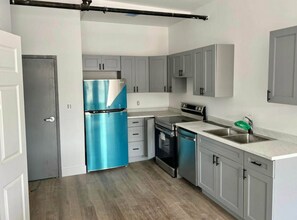 Building Photo - 203 Wentworth St