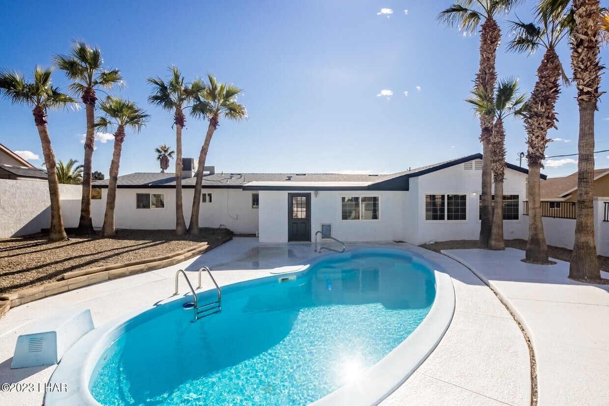 Foto principal - 3705 Challenger Dr