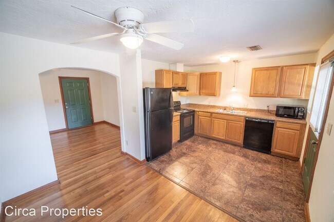 Building Photo - 3 br, 3 bath House - 3 Bedroom, 3 Bath Hou...