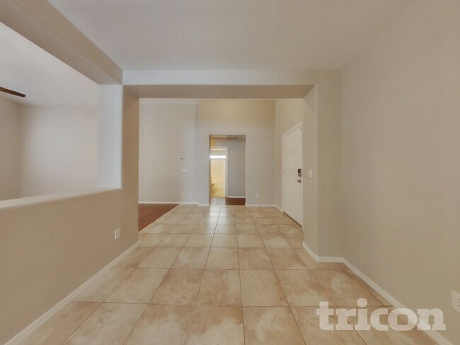 Foto del edificio - 12513 W Aster Dr