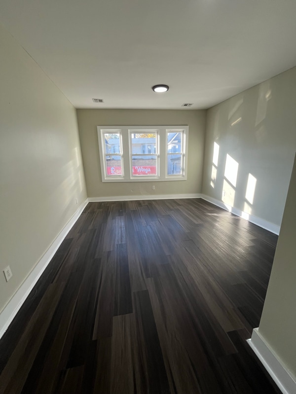 Building Photo - 158 Sanford St