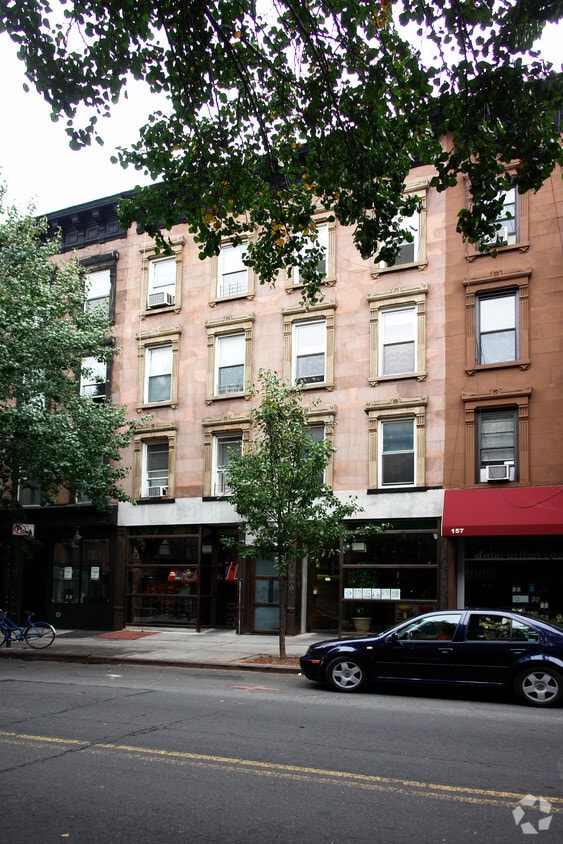Primary Photo - 155 5TH Ave