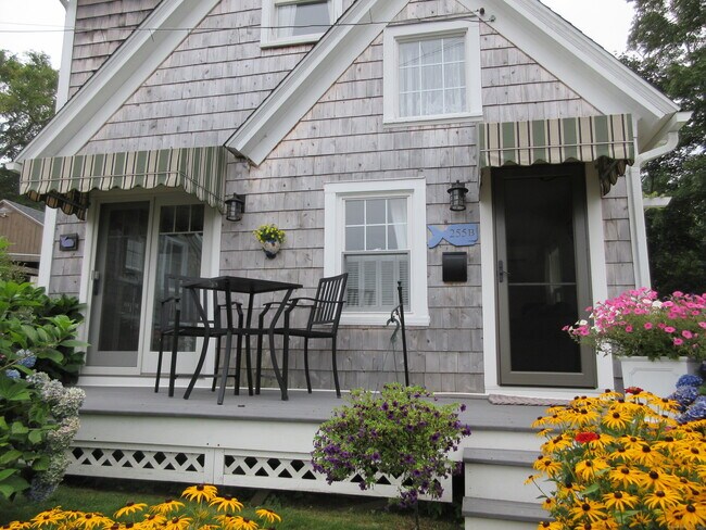 Foto del edificio - 255 Pequot Ave