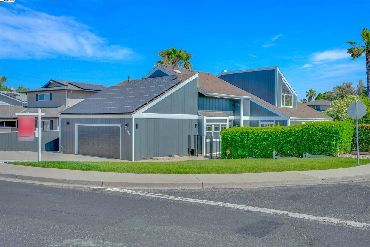 Foto principal - 5055 Discovery Point