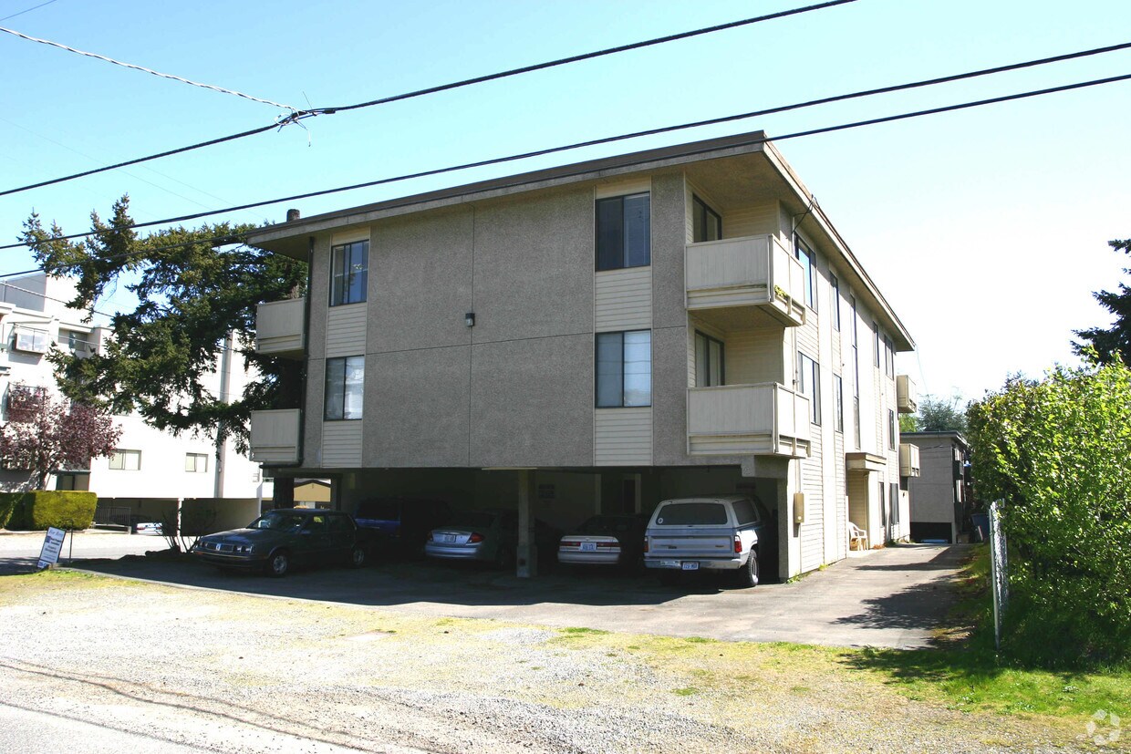 Foto del edificio - Birchwood West Apartments
