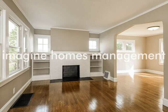 Foto del edificio - Adorable 3-bedroom Home in North Olmsted