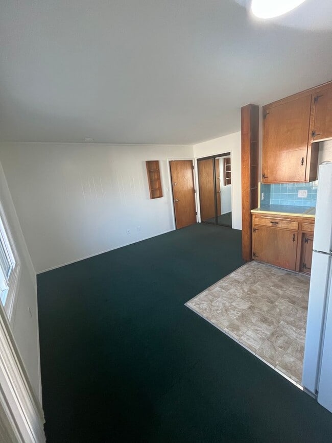 Foto del edificio - MISSION BEACH STUDIO APARTMENT WITH PARKIN...