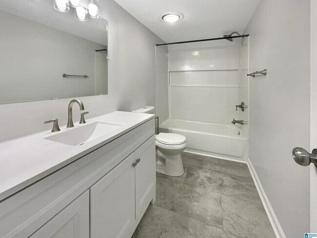 Foto del edificio - 2052 Montreat Cir