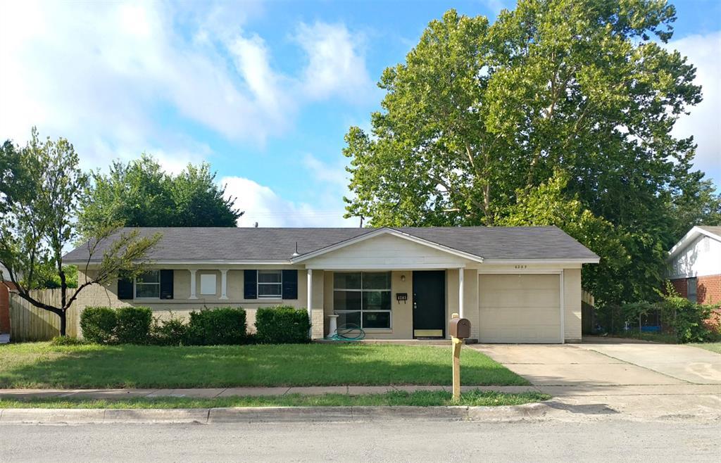 6203 Shadydell Dr, Fort Worth, TX 76135 House Rental in Fort Worth