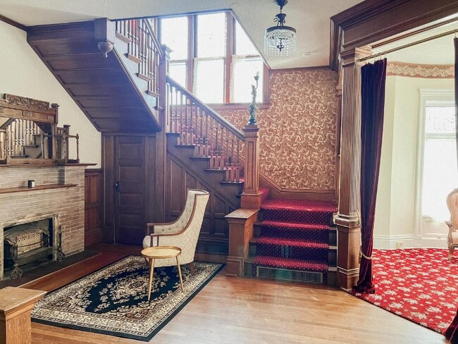 Foto del edificio - 295 S 8th St