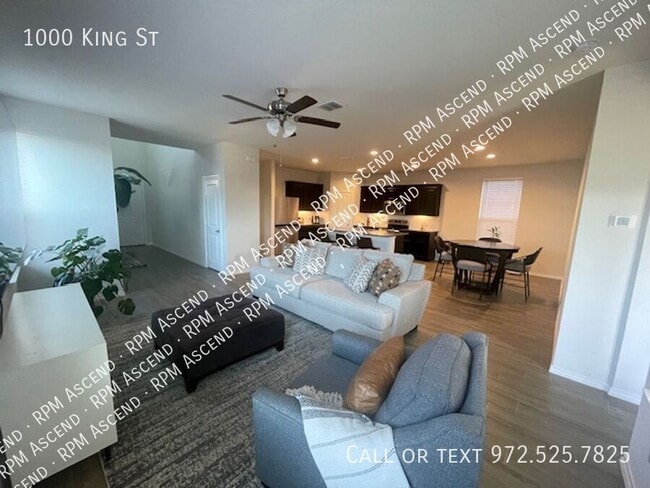 Photo - 1000 King St House