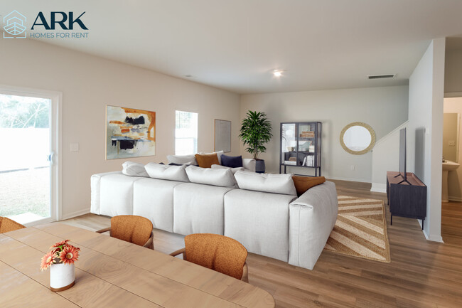 Foto del edificio - 375 Hidden Cove Dr