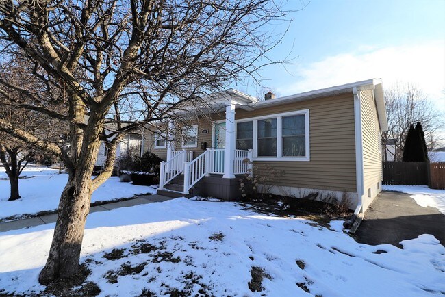 Foto del edificio - 190 Cutler Ave