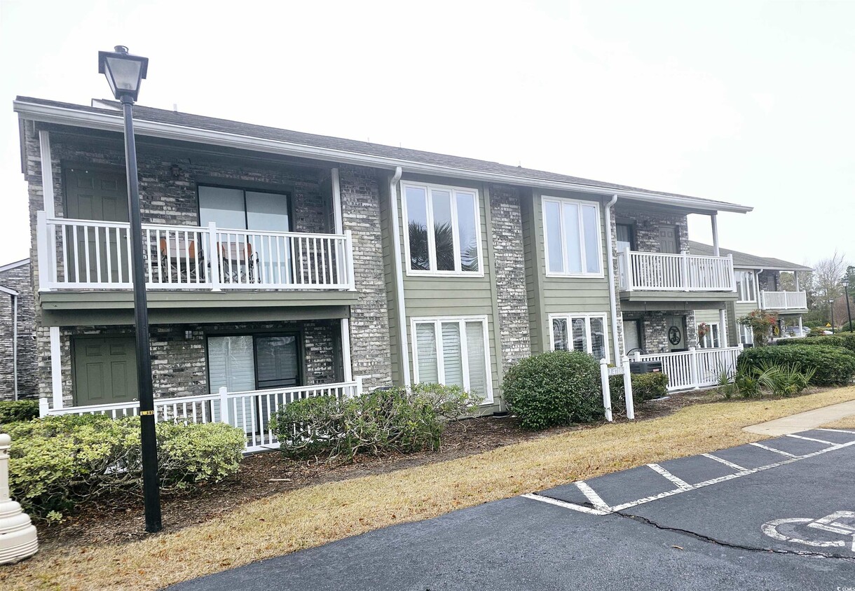 Primary Photo - 4710 Cobblestone Dr