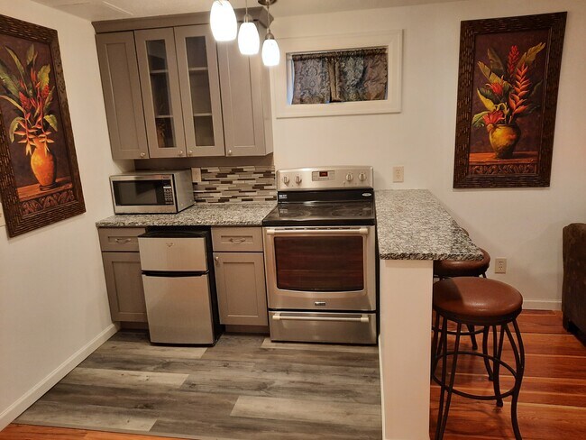 Foto del edificio - 1360 E 450 S