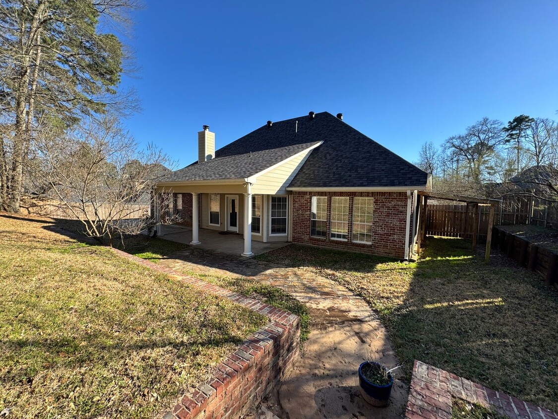 Foto principal - Gated Community close to Barksdale Air For...