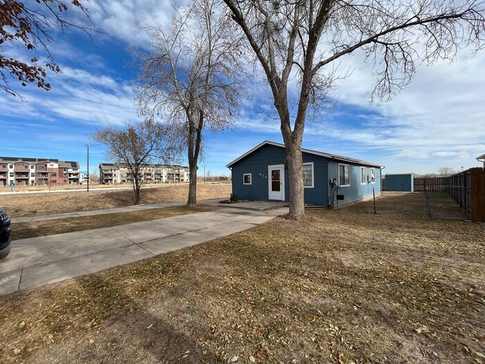 Primary Photo - Wonderful Home in North Fort Collins