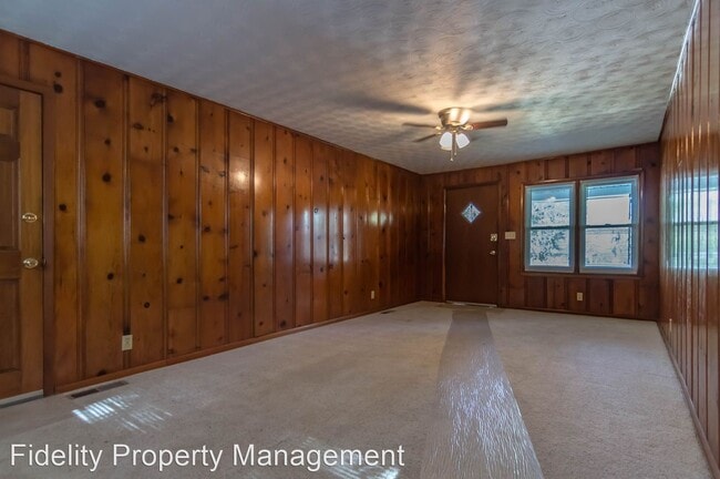 Building Photo - 2 br, 1 bath House - 944 West Linwood Street