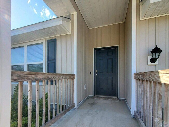 Building Photo - 5810 Paddock Way